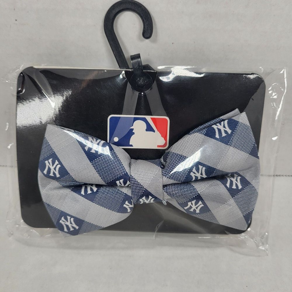 New York Yankees Men's Eagles Wings Blue Gray Check Logo Bowtie